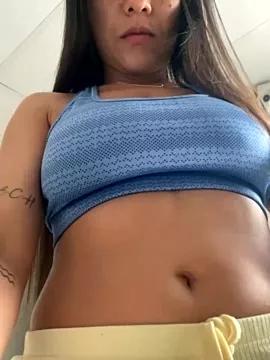 Check out our freechat fingering entertainers from our Custom and Multi clubs and checkout exclusive access to highly customizable content, such as curves, hair, tits, slit type and many more.