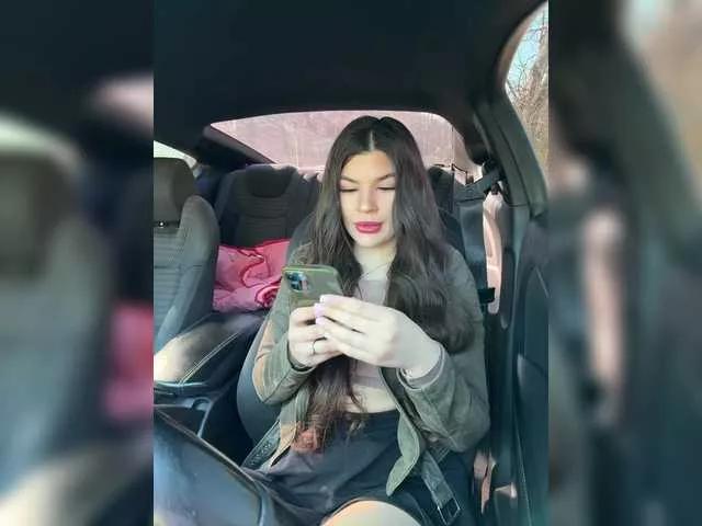 Girls free live sex cams: Check out the satisfaction of typing and cam2cam with our sensual livestreamers, who will teach you all about temptation and desires with their smoking hot physiques.