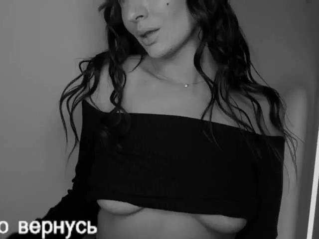 Girls free live sex cams: Check out the satisfaction of typing and cam2cam with our sensual livestreamers, who will teach you all about temptation and desires with their smoking hot physiques.