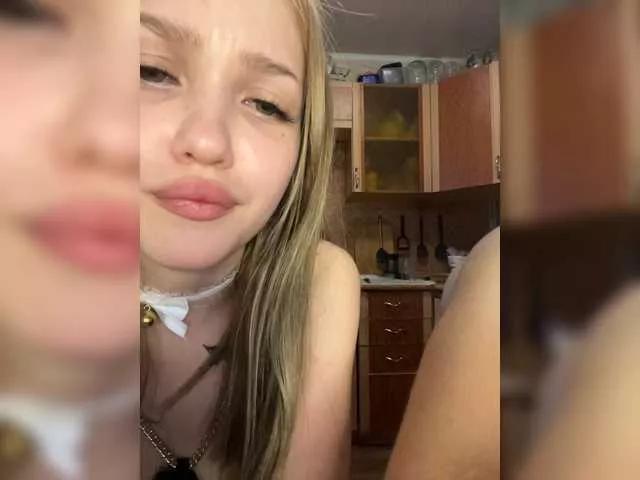 Girls free live sex cams: Check out the satisfaction of typing and cam2cam with our sensual livestreamers, who will teach you all about temptation and desires with their smoking hot physiques.