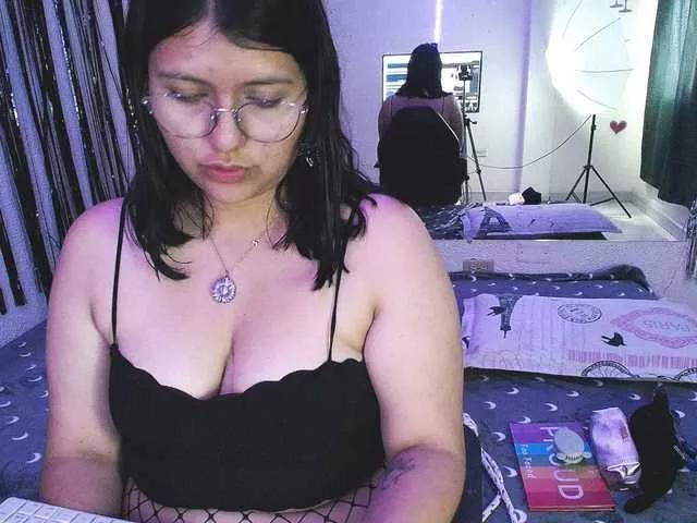 1sarah from BongaCams is Freechat