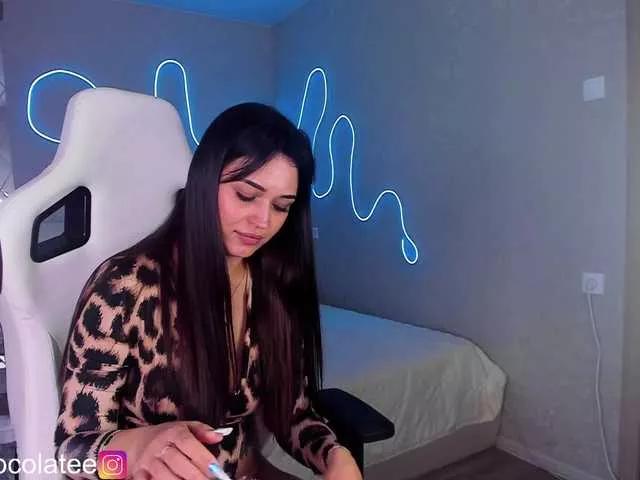 Girls free live sex cams: Check out the satisfaction of typing and cam2cam with our sensual livestreamers, who will teach you all about temptation and desires with their smoking hot physiques.
