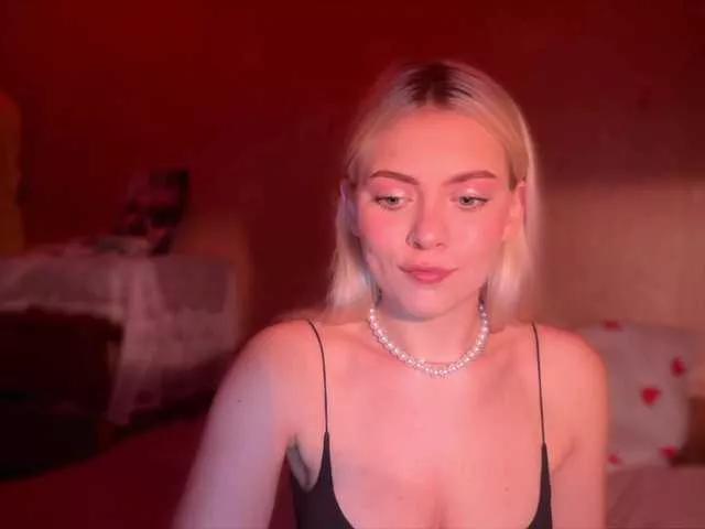 AliceOceanEyes from BongaCams is Freechat