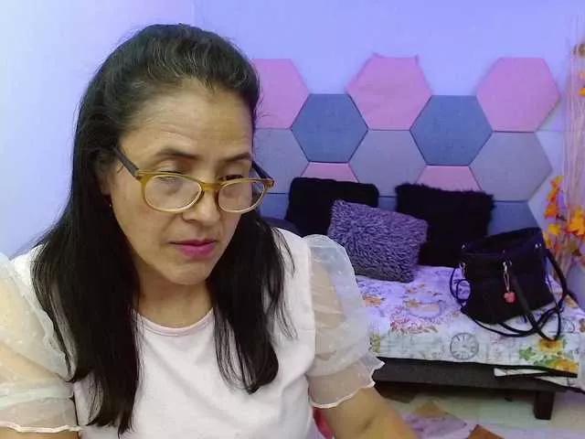 AmandaPeet from BongaCams is Freechat