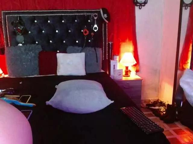 Ameliemartinez from BongaCams is Freechat