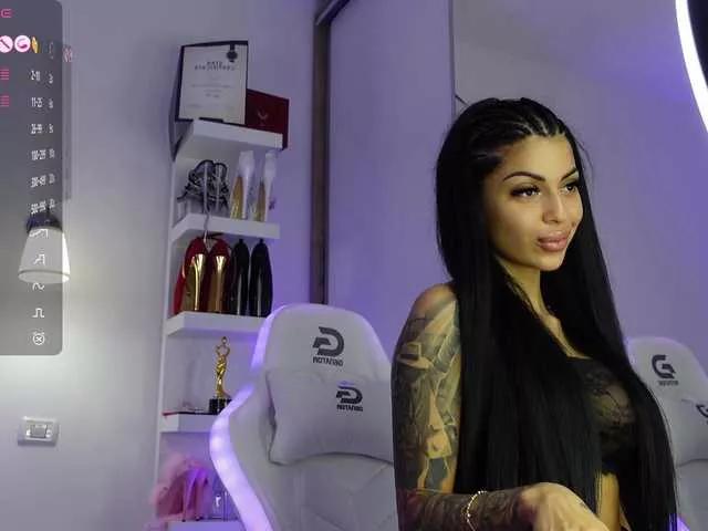 Girls free live sex cams: Check out the satisfaction of typing and cam2cam with our sensual livestreamers, who will teach you all about temptation and desires with their smoking hot physiques.