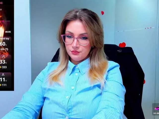 Girls free live sex cams: Check out the satisfaction of typing and cam2cam with our sensual livestreamers, who will teach you all about temptation and desires with their smoking hot physiques.