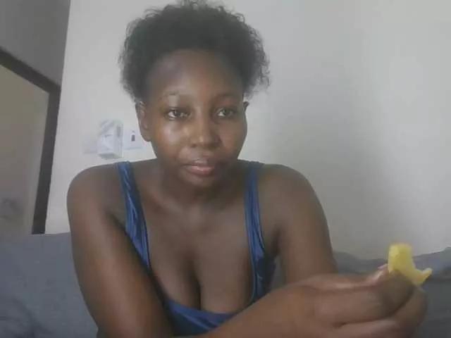 Applebottomqueen from BongaCams is Freechat