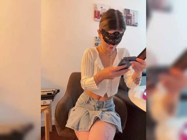Girls free live sex cams: Check out the satisfaction of typing and cam2cam with our sensual livestreamers, who will teach you all about temptation and desires with their smoking hot physiques.