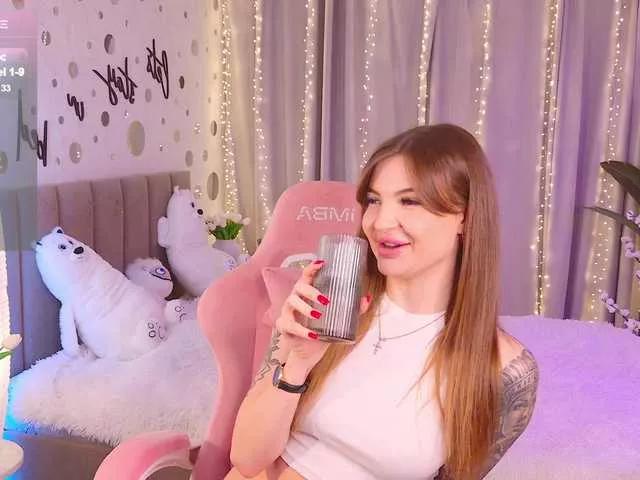 Girls free live sex cams: Check out the satisfaction of typing and cam2cam with our sensual livestreamers, who will teach you all about temptation and desires with their smoking hot physiques.