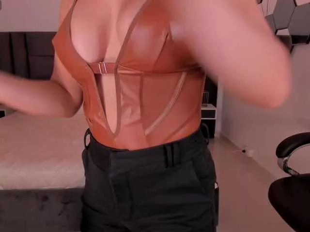 Girls free live sex cams: Check out the satisfaction of typing and cam2cam with our sensual livestreamers, who will teach you all about temptation and desires with their smoking hot physiques.