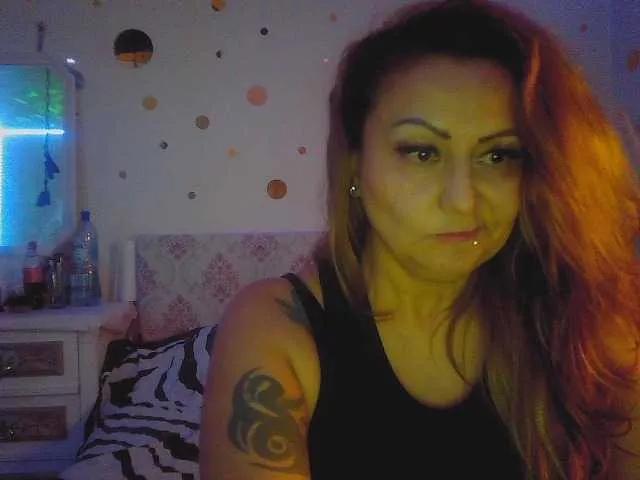 Candy-Presley from BongaCams is Freechat