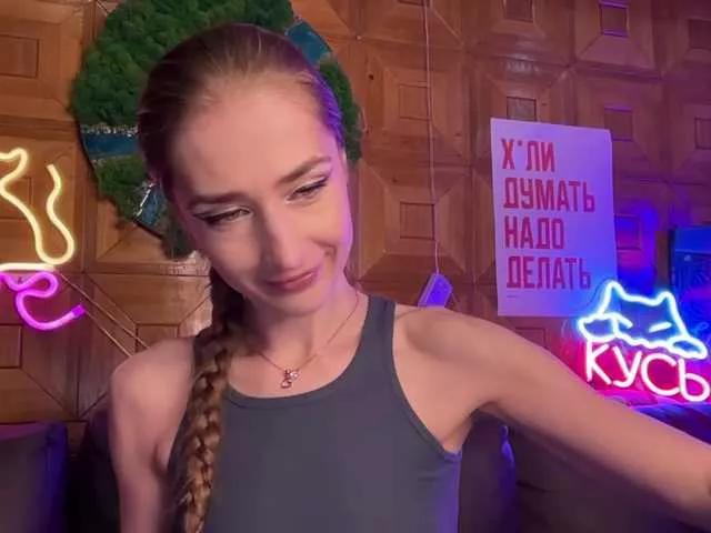 Girls free live sex cams: Check out the satisfaction of typing and cam2cam with our sensual livestreamers, who will teach you all about temptation and desires with their smoking hot physiques.