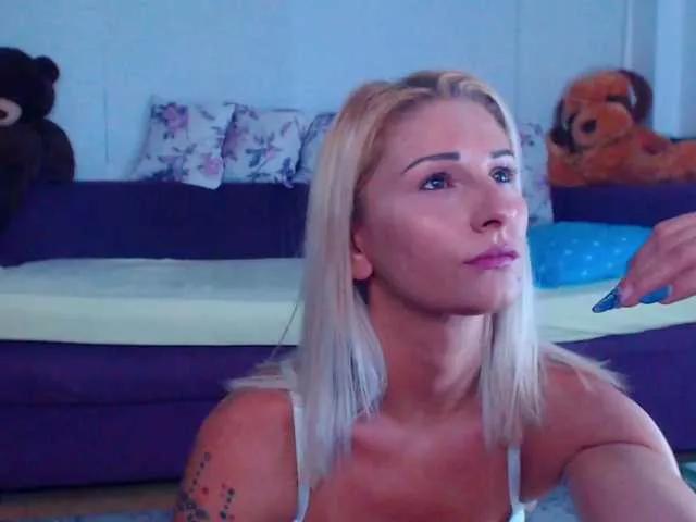 CassieSpell from BongaCams is Freechat