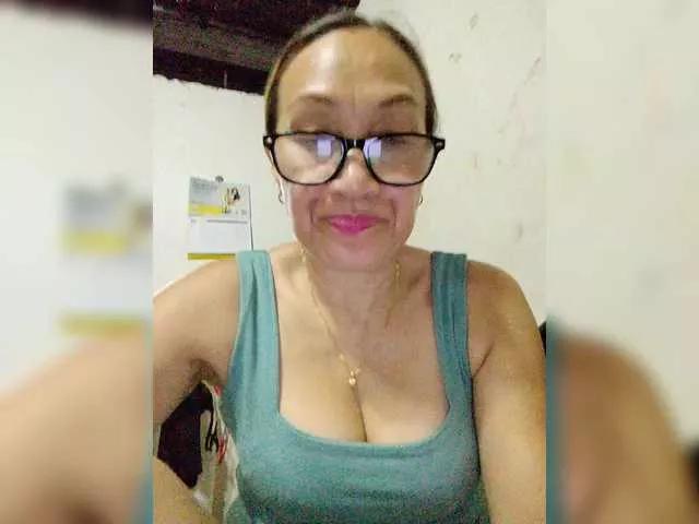 Photos of cherrywhite03 from BongaCams is Freechat