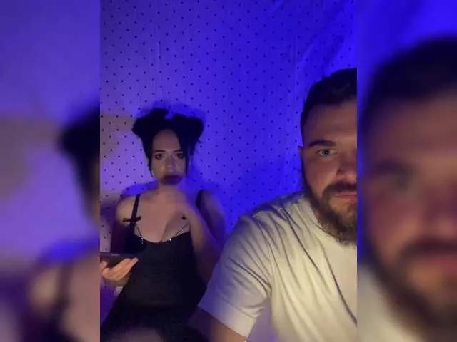 Couple8max8eva8xxx from BongaCams is Freechat