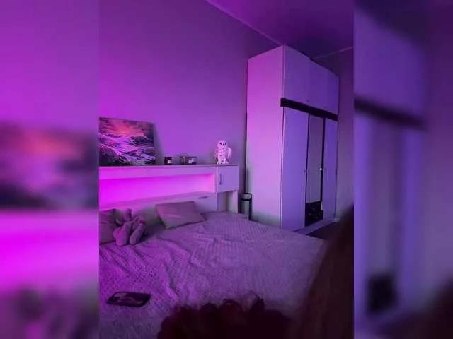 Photos of CrazyAleona from BongaCams is Freechat