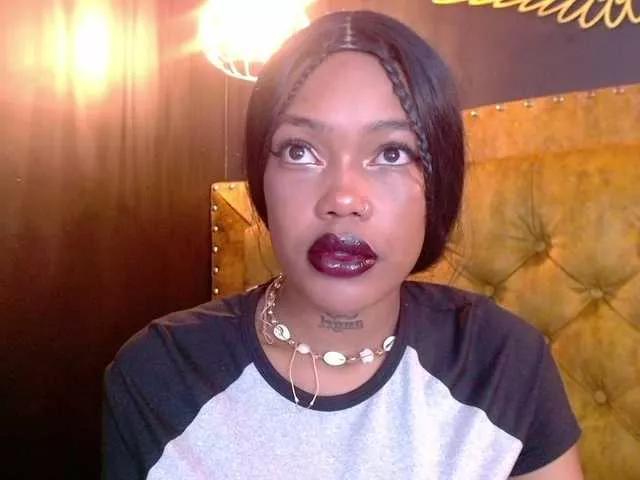 CrystalBrooke3x from BongaCams is Freechat
