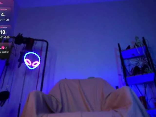 Girls free live sex cams: Check out the satisfaction of typing and cam2cam with our sensual livestreamers, who will teach you all about temptation and desires with their smoking hot physiques.