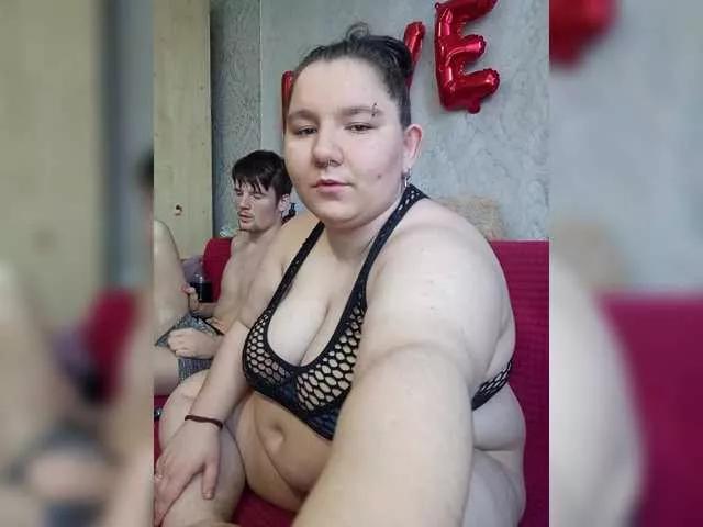 Girls free live sex cams: Check out the satisfaction of typing and cam2cam with our sensual livestreamers, who will teach you all about temptation and desires with their smoking hot physiques.