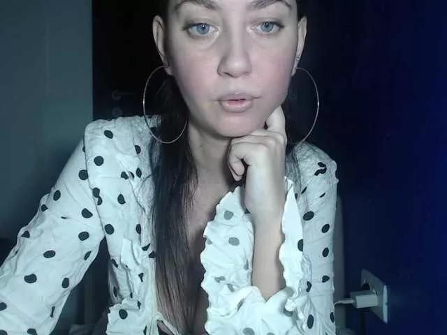 Girls free live sex cams: Check out the satisfaction of typing and cam2cam with our sensual livestreamers, who will teach you all about temptation and desires with their smoking hot physiques.
