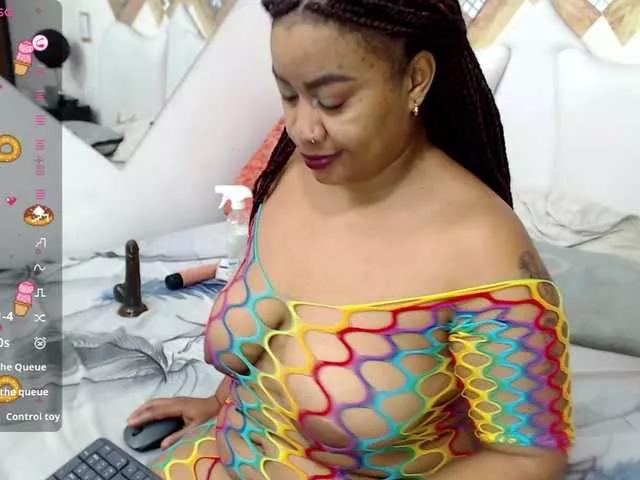 DaphneeGlow1 from BongaCams is Freechat