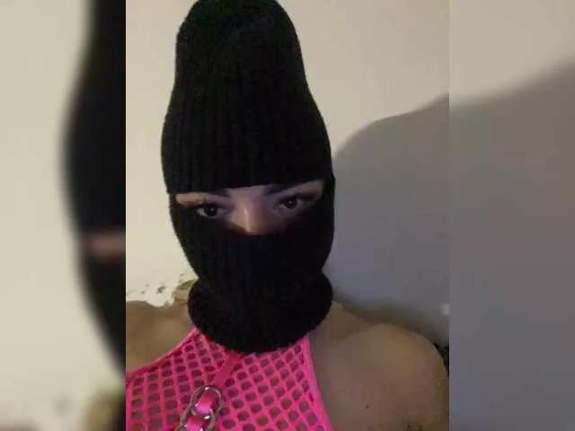 Girls free live sex cams: Check out the satisfaction of typing and cam2cam with our sensual livestreamers, who will teach you all about temptation and desires with their smoking hot physiques.
