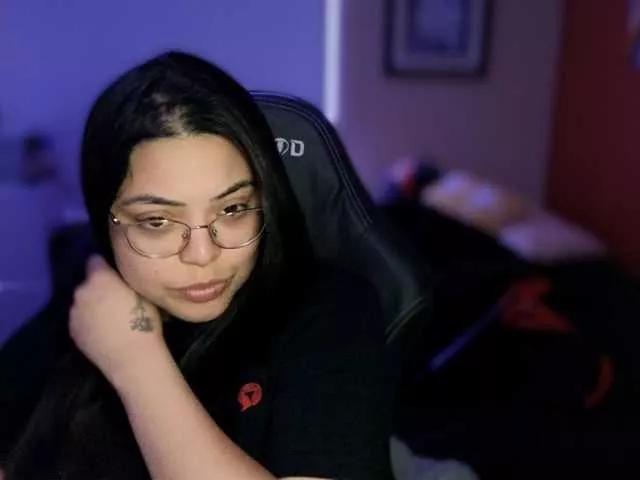 Drizzypeach from BongaCams is Freechat