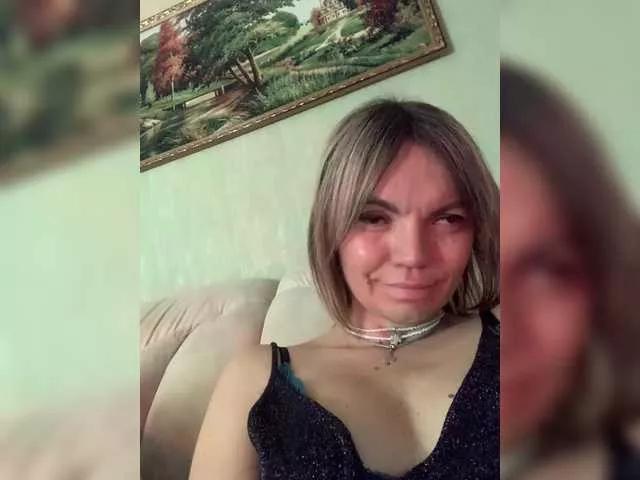 Ella-Pearlie from BongaCams is Freechat
