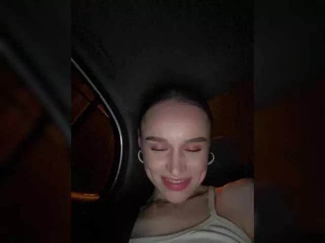 Girls free live sex cams: Check out the satisfaction of typing and cam2cam with our sensual livestreamers, who will teach you all about temptation and desires with their smoking hot physiques.