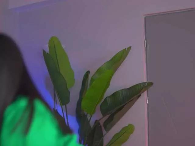 Girls free live sex cams: Check out the satisfaction of typing and cam2cam with our sensual livestreamers, who will teach you all about temptation and desires with their smoking hot physiques.