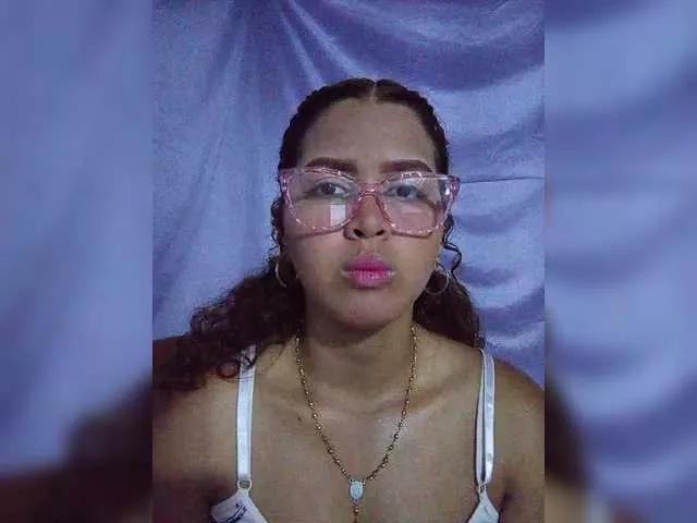 FANNIE22 from BongaCams is Freechat