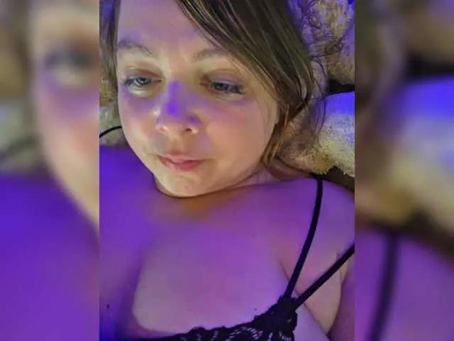 Girls free live sex cams: Check out the satisfaction of typing and cam2cam with our sensual livestreamers, who will teach you all about temptation and desires with their smoking hot physiques.