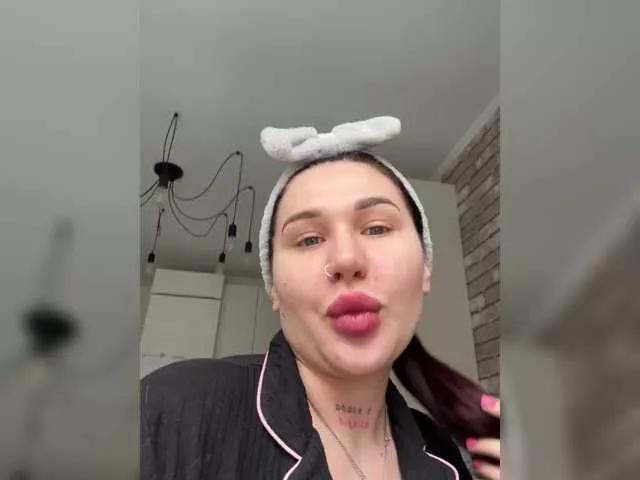 Girls free live sex cams: Check out the satisfaction of typing and cam2cam with our sensual livestreamers, who will teach you all about temptation and desires with their smoking hot physiques.