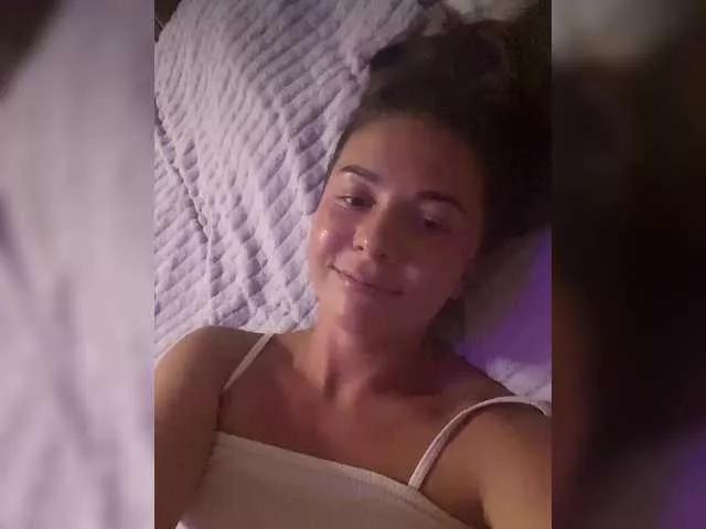 Girls free live sex cams: Check out the satisfaction of typing and cam2cam with our sensual livestreamers, who will teach you all about temptation and desires with their smoking hot physiques.