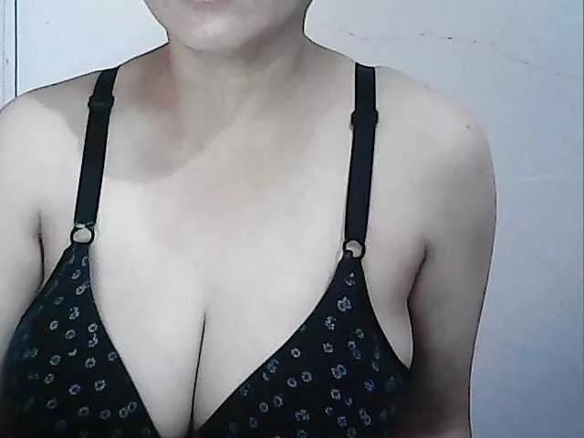 hotbabyasian from BongaCams is Freechat