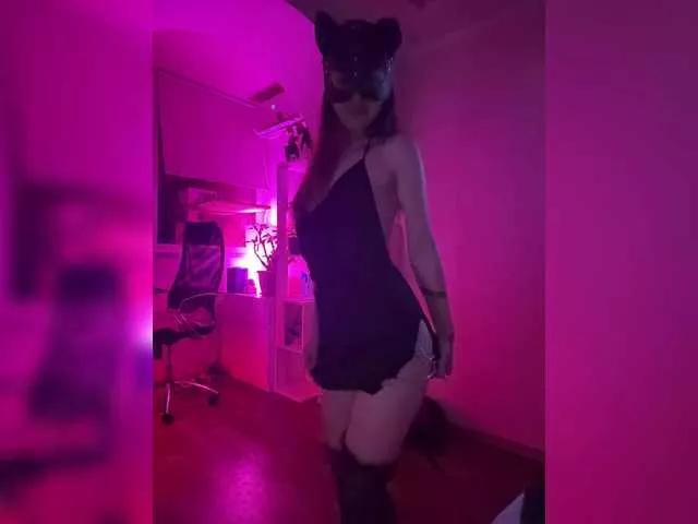 Girls free live sex cams: Check out the satisfaction of typing and cam2cam with our sensual livestreamers, who will teach you all about temptation and desires with their smoking hot physiques.