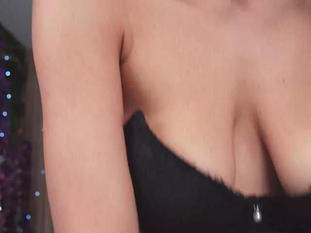 IndyLyss from BongaCams is Freechat