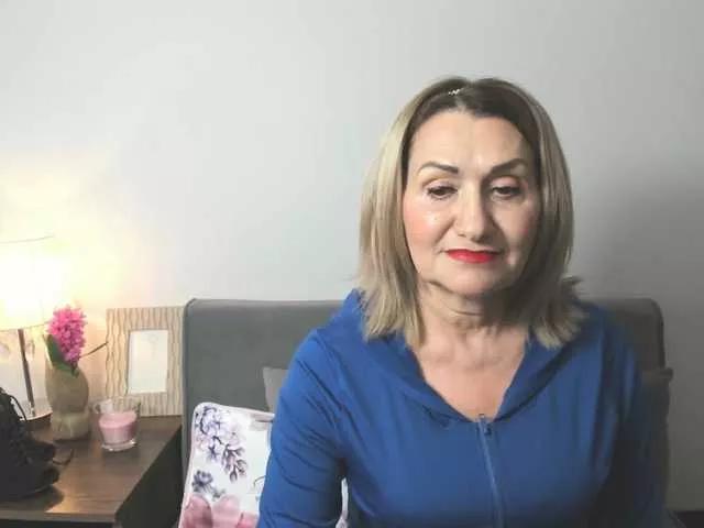 Girls free live sex cams: Check out the satisfaction of typing and cam2cam with our sensual livestreamers, who will teach you all about temptation and desires with their smoking hot physiques.