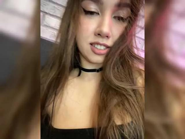 Girls free live sex cams: Check out the satisfaction of typing and cam2cam with our sensual livestreamers, who will teach you all about temptation and desires with their smoking hot physiques.