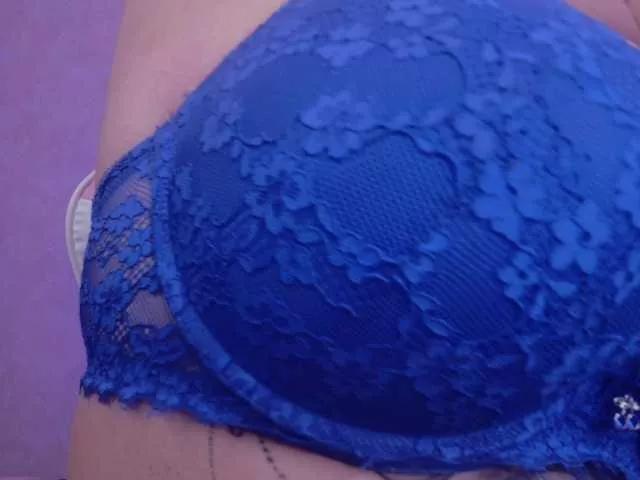 Girls free live sex cams: Check out the satisfaction of typing and cam2cam with our sensual livestreamers, who will teach you all about temptation and desires with their smoking hot physiques.