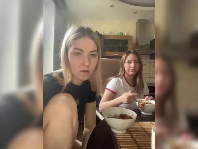 Girls free live sex cams: Check out the satisfaction of typing and cam2cam with our sensual livestreamers, who will teach you all about temptation and desires with their smoking hot physiques.