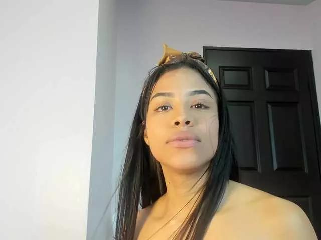 Girls free live sex cams: Check out the satisfaction of typing and cam2cam with our sensual livestreamers, who will teach you all about temptation and desires with their smoking hot physiques.