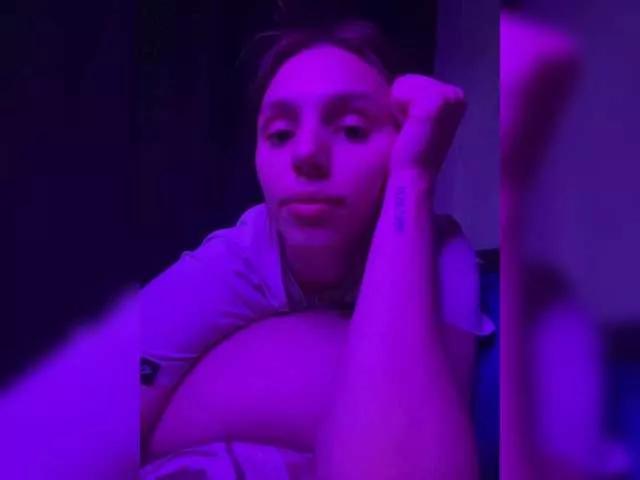 Photos of KisaZlo from BongaCams is Freechat