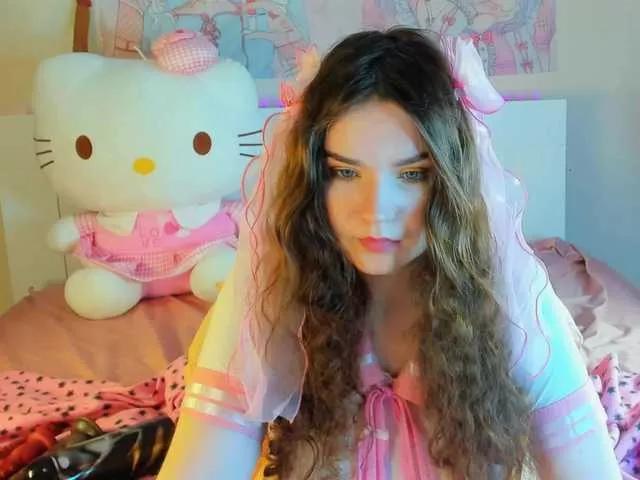 Girls free live sex cams: Check out the satisfaction of typing and cam2cam with our sensual livestreamers, who will teach you all about temptation and desires with their smoking hot physiques.
