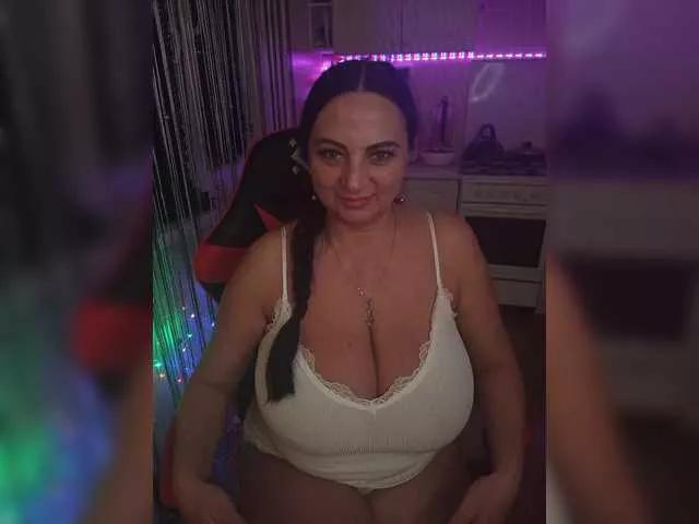 Girls free live sex cams: Check out the satisfaction of typing and cam2cam with our sensual livestreamers, who will teach you all about temptation and desires with their smoking hot physiques.