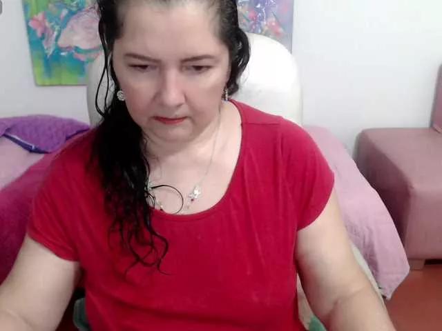 leonela from BongaCams is Freechat