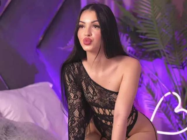 Girls free live sex cams: Check out the satisfaction of typing and cam2cam with our sensual livestreamers, who will teach you all about temptation and desires with their smoking hot physiques.