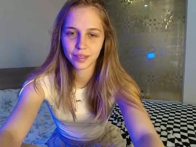 Littlemolly1 from BongaCams is Freechat
