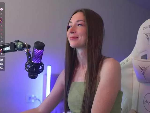 Girls free live sex cams: Check out the satisfaction of typing and cam2cam with our sensual livestreamers, who will teach you all about temptation and desires with their smoking hot physiques.